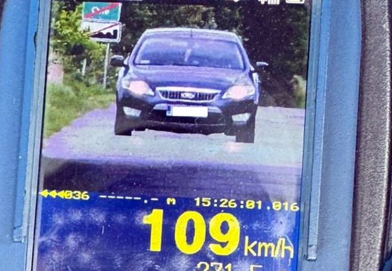 Ciężka noga kosztowała go prawo jazdy, mandat i punkty